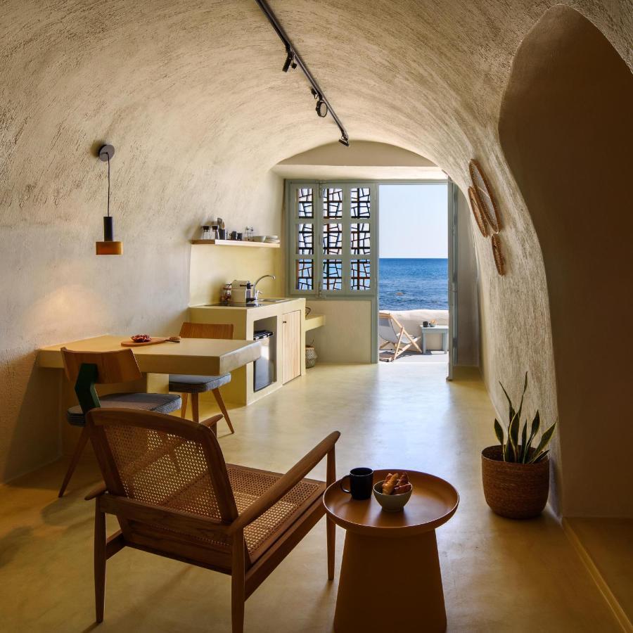 Sublime Villa & Caves Akrotiri  Exterior photo